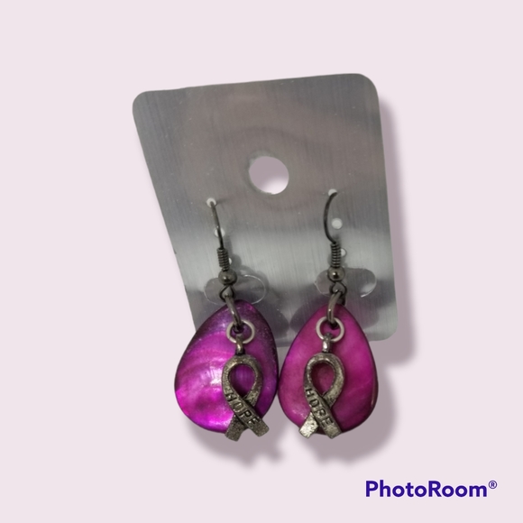 Pink Ribbon Cancer shell earrings - Picture 2 of 4